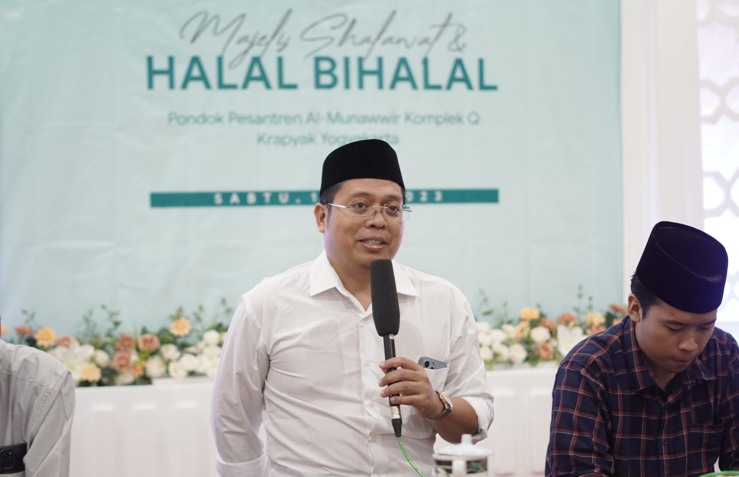 Keberkahan Majelis Sholawat dan Halal Bihalal