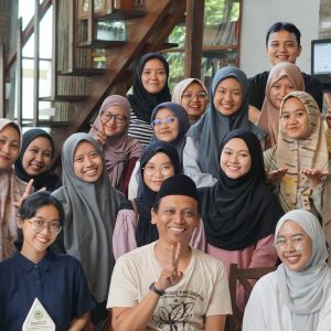 Pondok-Pesantren-Al-Munawwir-Komplek-Q-Kunjungan-Perpustakaan