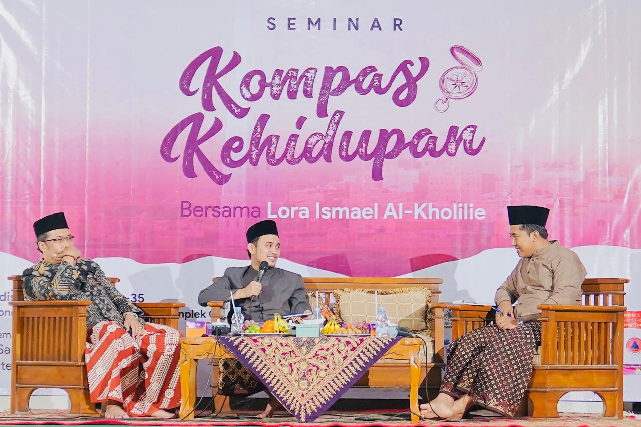 Bersama Lora Ismael Al-Kholilie: Santri Masa Kini Masih Kurang Literasi, Jangan Ya Dek Ya!