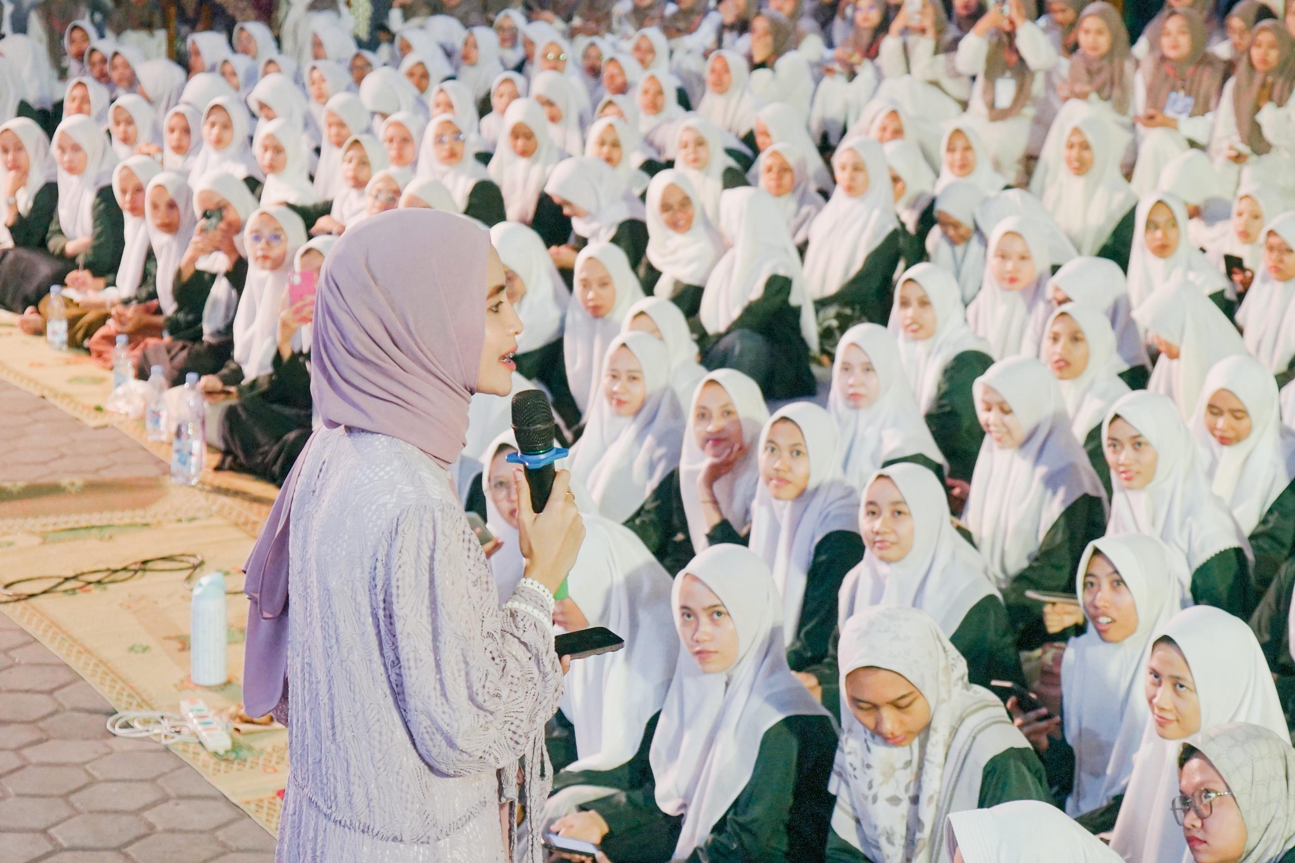 Spesial Harlah Ke-36 Komplek Q: Hadir Sosok Ning Nadia Abdurrahman Dalam Acara Seminar