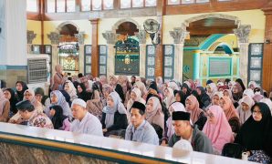 Sowan Sepuh Ke Wali Jatim