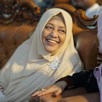 Ibu Nyai Hj. Husnul Khotimah Warson